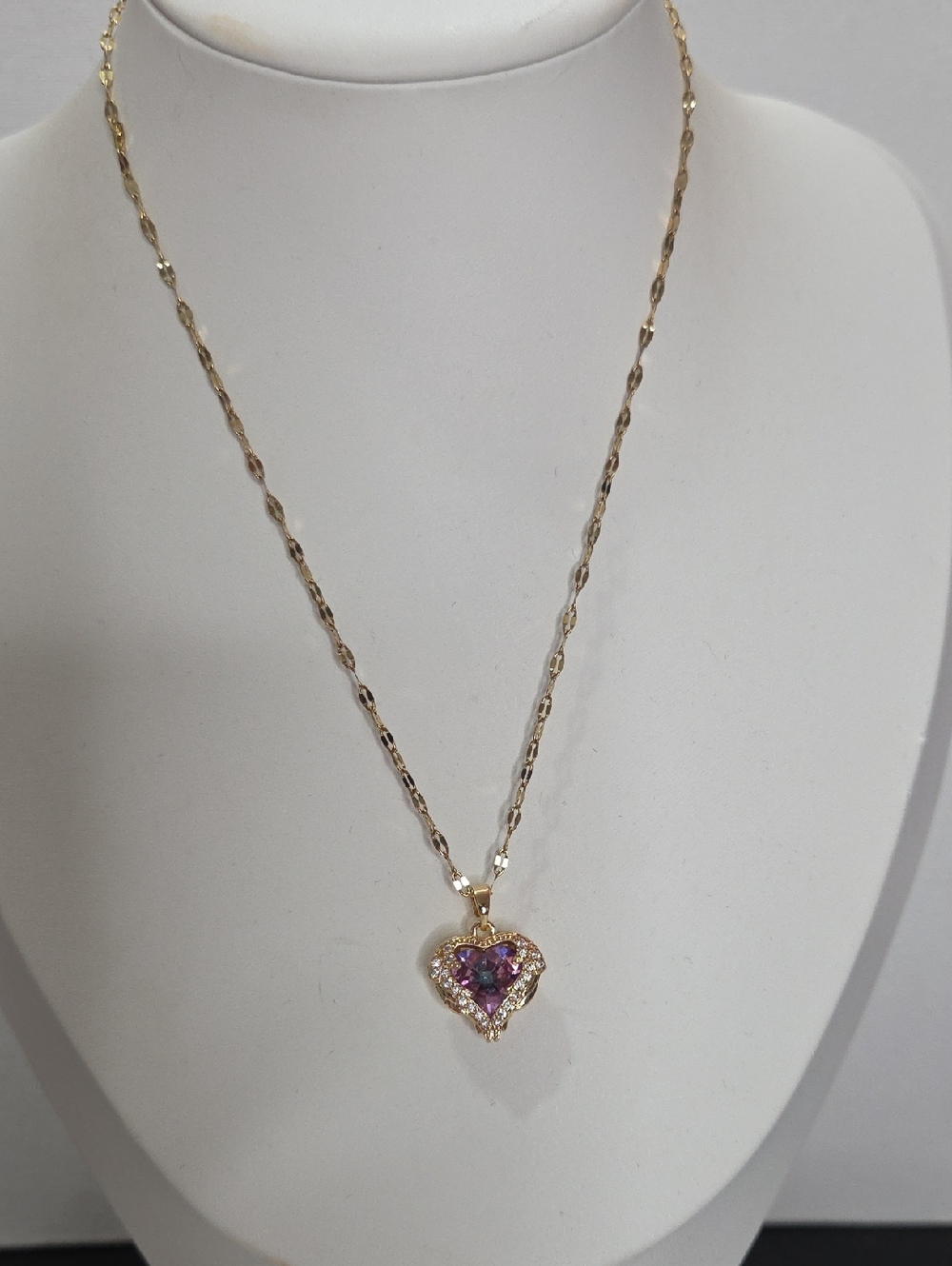 Gold Tone Stainless Steel Lip Chain Necklace Colorful Crystal Heart Pendant Pink